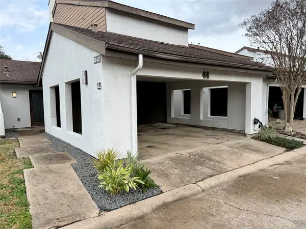 7655 S Braeswood Boulevard #44, Houston, TX 77071