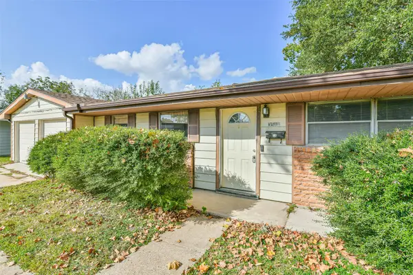 3517 Tanglebriar Drive, Pasadena, TX 77503