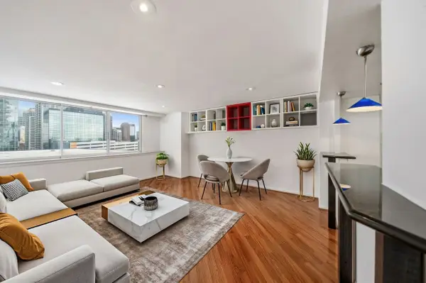 2016 Main Street #701, Houston, TX 77002