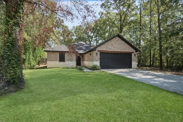 118 N Village Cove Loop, Livingston, TX 77351