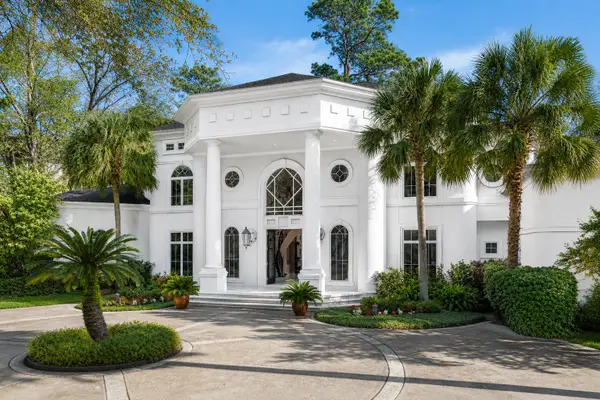 608 Little John Lane, Houston, TX 77024