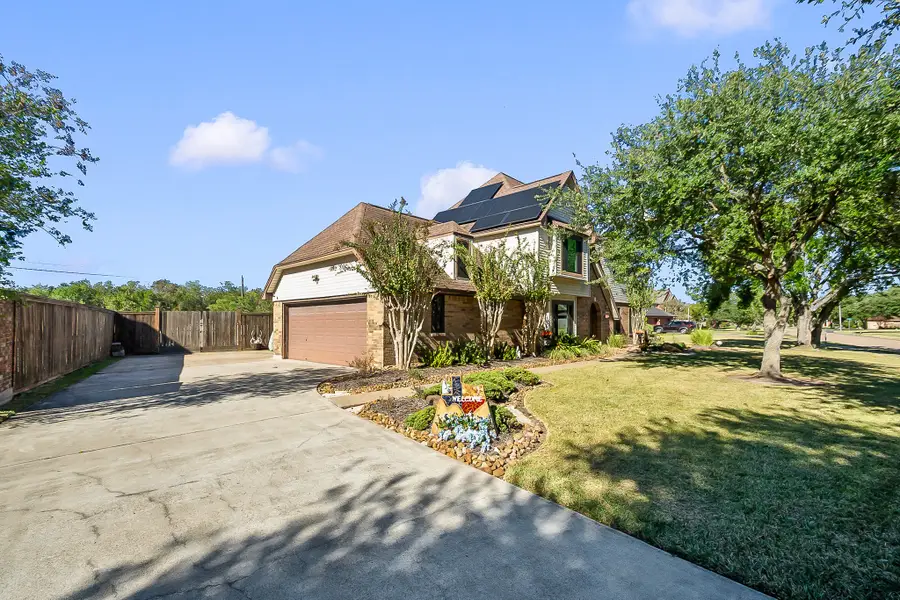 928 Oleander Street, Lake Jackson, TX 77566 - #2