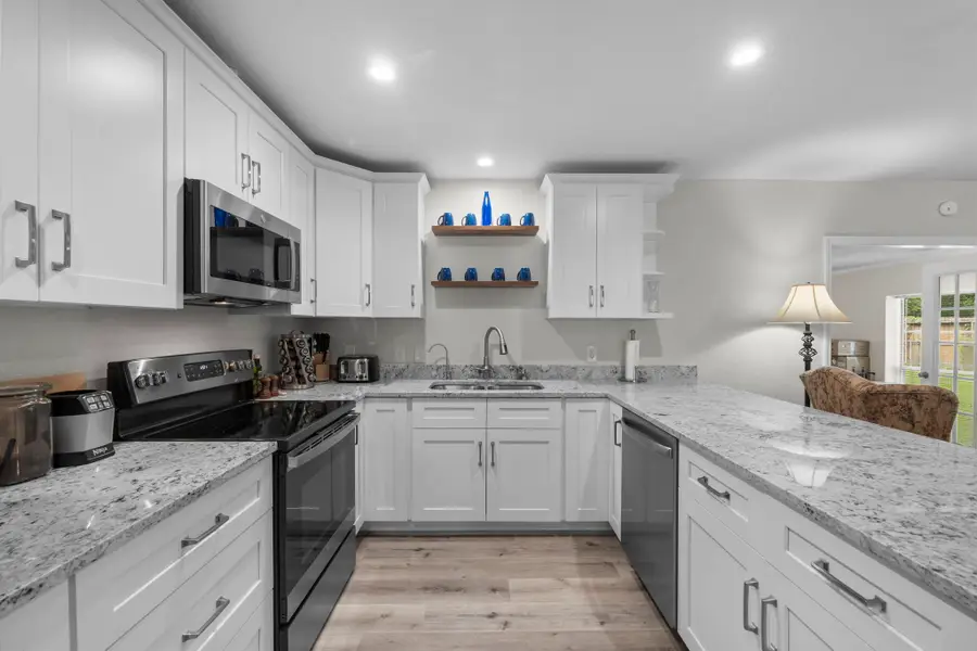 209 Summit Drive, Conroe, TX 77303 - #2