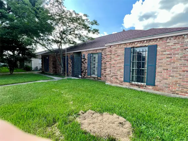 2207 Droxford Drive, Houston, TX 77008