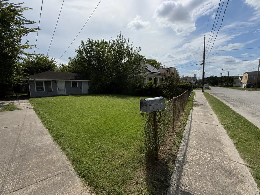 4606 Schroeder Street, Houston, TX 77011 - #2