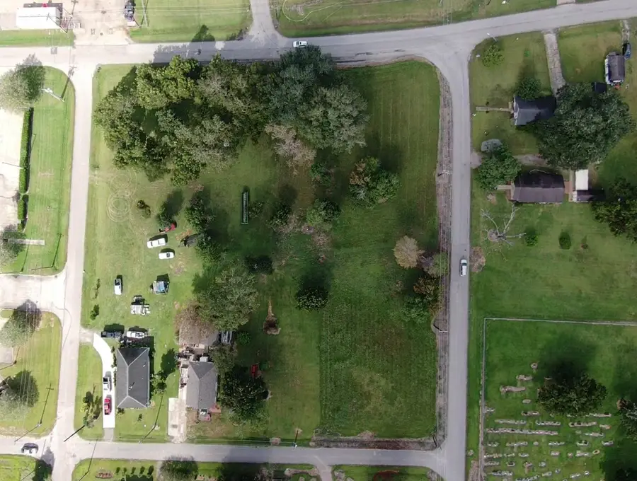 00 16th Street, West Columbia, TX 77486 - #2