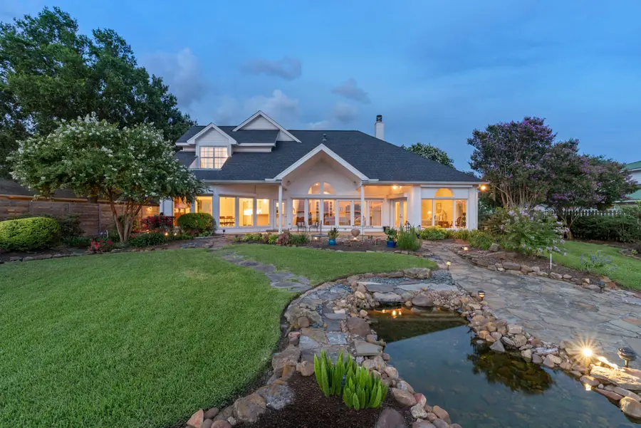 422 S Burnett Drive, Baytown, TX 77520 - #2