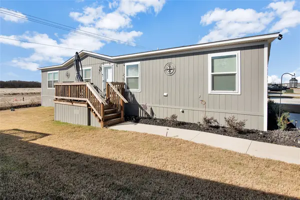 1007 Keswick Road, Wilmer, TX 75172