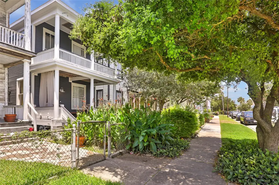 1518 Winnie Street, Galveston, TX 77550 - #3