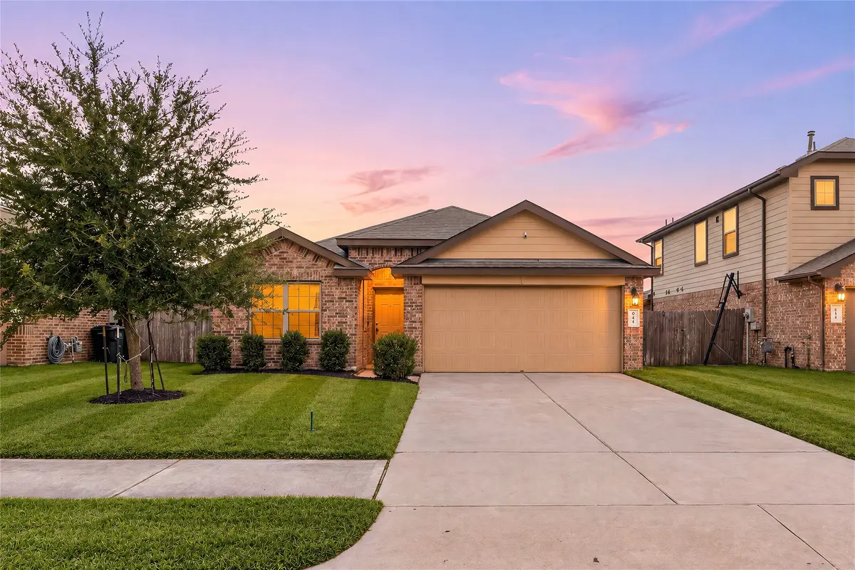 614 Harvest Bluff Drive, Rosharon, TX 77583 - #1