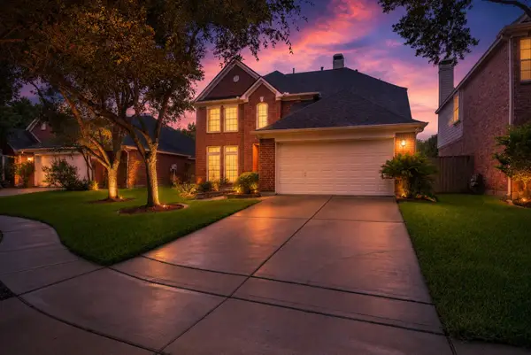 5724 Shady Hollow Court, Rosharon, TX 77583