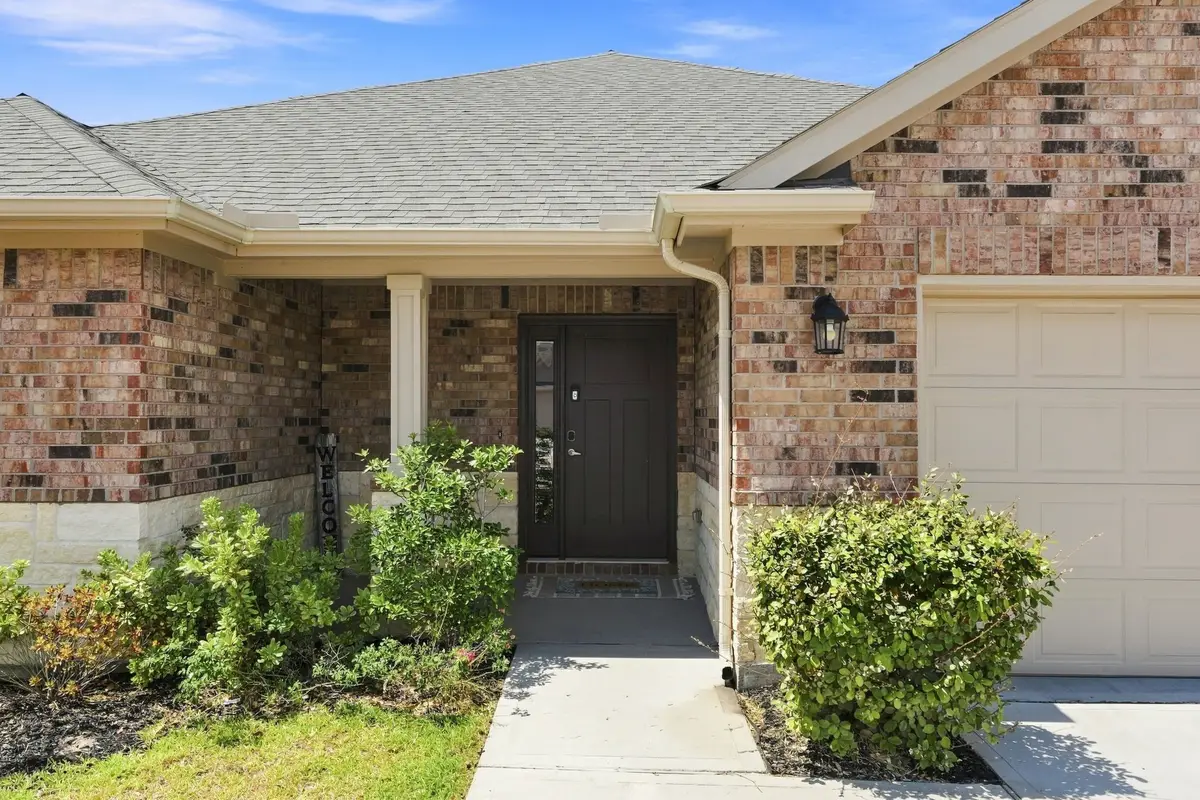 40132 Spyglass Hill Drive, Cleveland, TX 77327 - #1