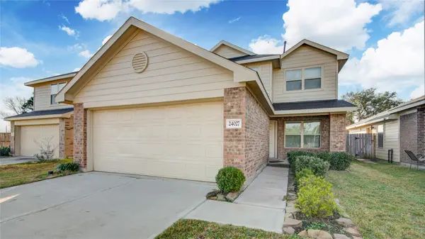 24027 Wandering Brook Drive, Hockley, TX 77447