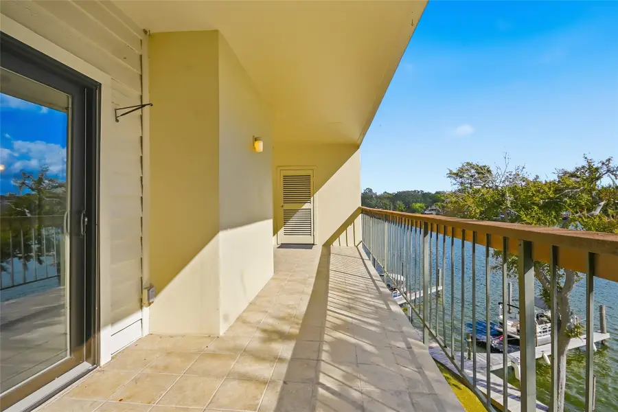 18809 Egret Bay Boulevard #112, Webster, TX 77058 - Image #3