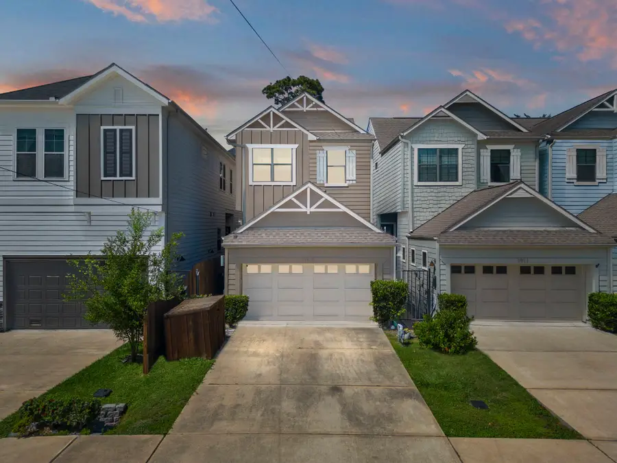 1913 W 15th Street, Houston, TX 77008 - #2