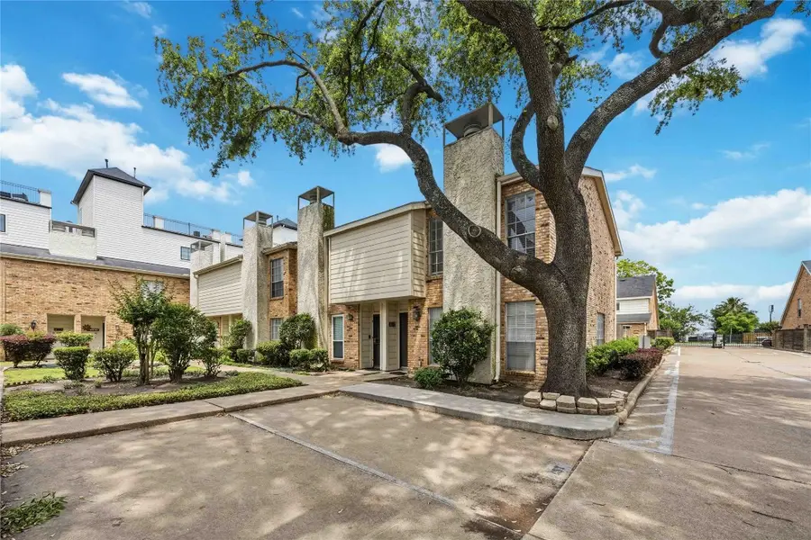 6201 Beverlyhill Street #30, Houston, TX 77057 - #2