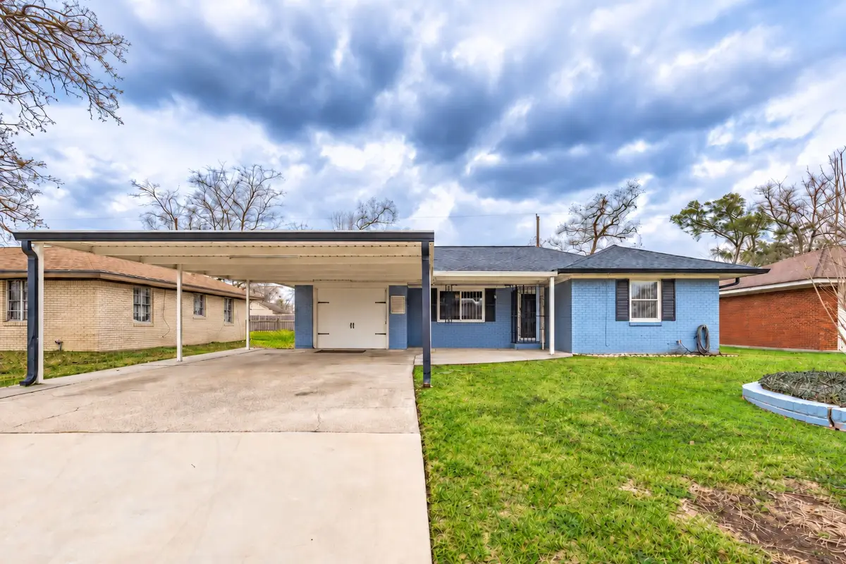9101 Homewood Lane Ne, Houston, TX 77078 - #1