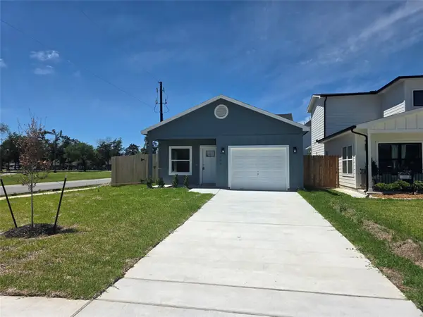 9903 Dipping Woods Street, Houston, TX 77076