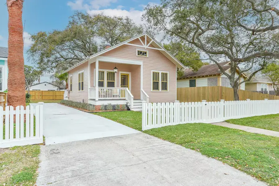 4616 Avenue O 1/2, Galveston, TX 77551 - #2