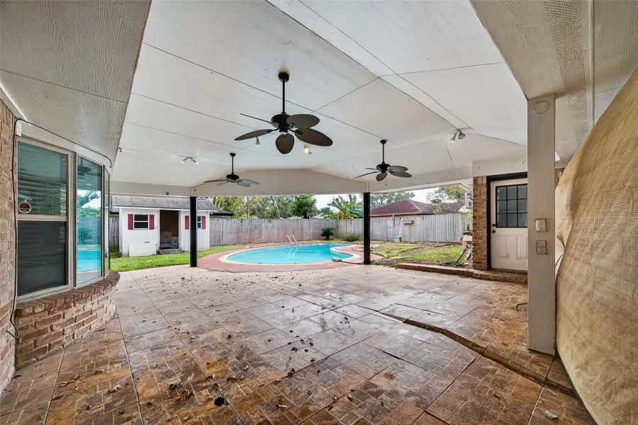 16918 Townes Road, Friendswood, TX 77546 - Image #3