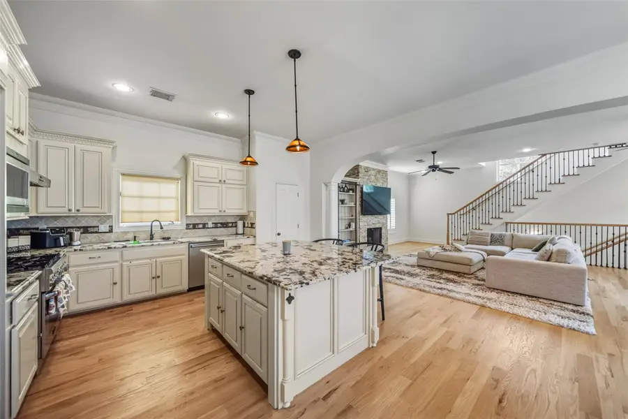 1302 Antoine Drive #A, Houston, TX 77055 - Image #3