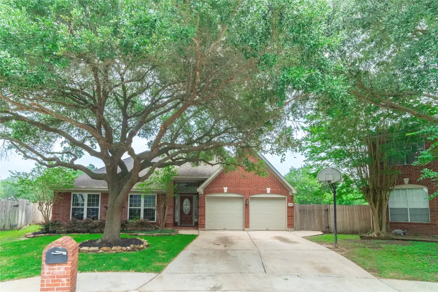 15418 Park Glen Dr Drive, Sugar Land, TX 77498 - #2