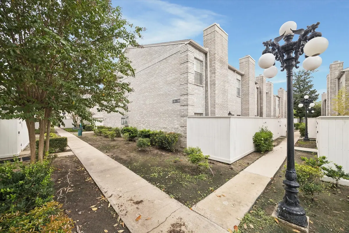 4001 Tanglewilde Street #1103, Houston, TX 77063 - Image #1