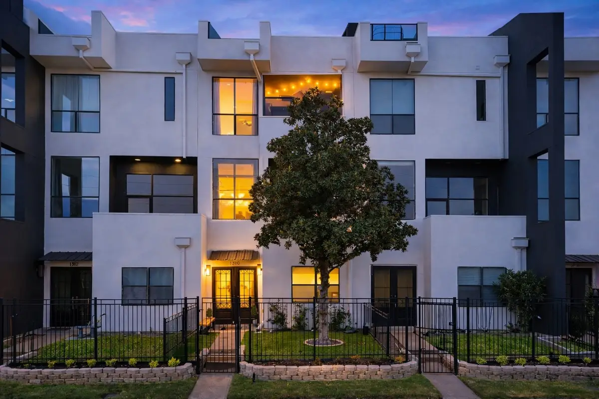 1310 W Dallas Street, Houston, TX 77019 - #1