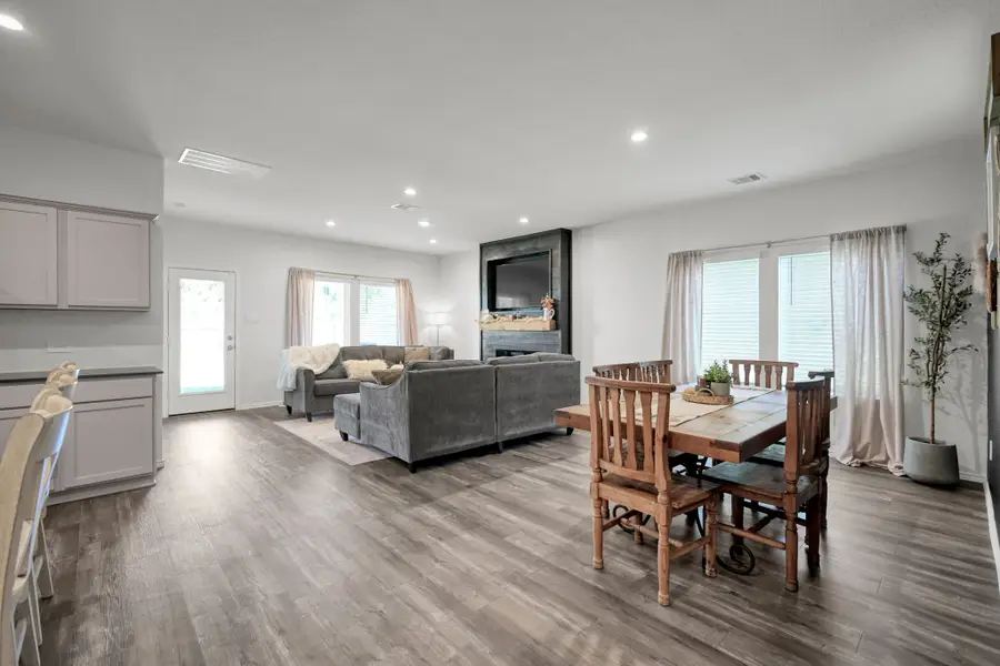 12818 Sunny Pass, Willis, TX 77318 - Image #2