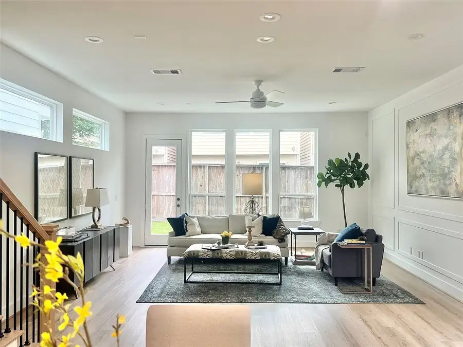 5337 Larkin Street, Houston, TX 77007 - #3