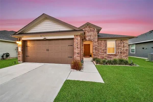 7542 Cynomys Court, Rosharon, TX 77583