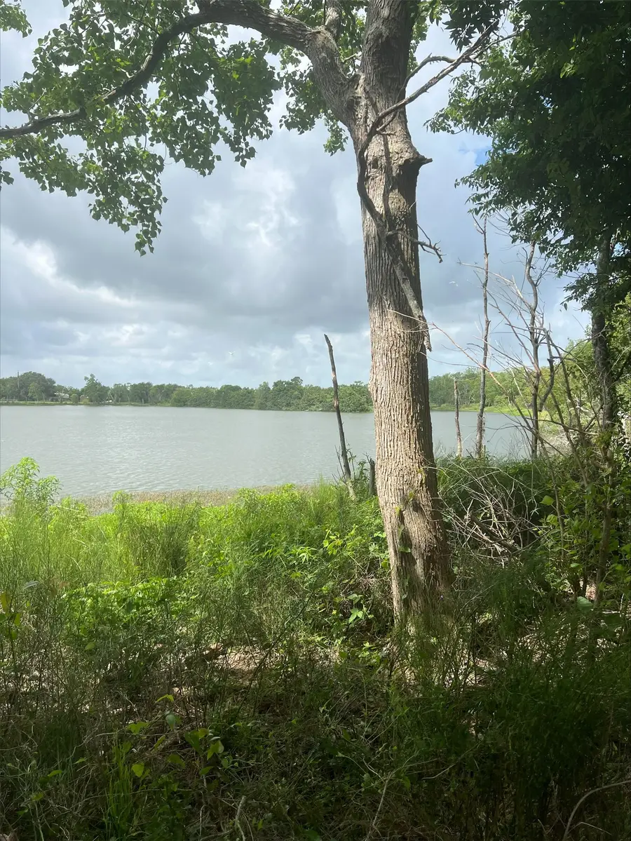 99 Kings Hill, Palacios, TX 77465 - #2