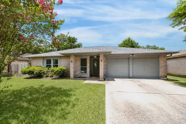 21015 Waymare Lane, Spring, TX 77388