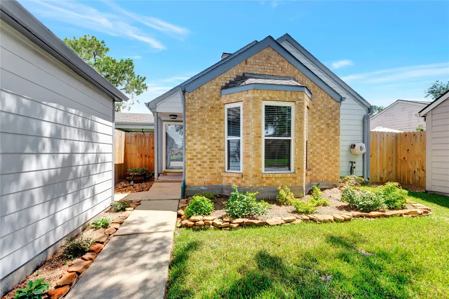 16707 Ashmoor Court, Houston, TX 77058 - #2