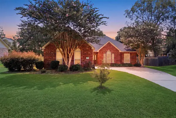 3504 Oak Landing, Conroe, TX 77304