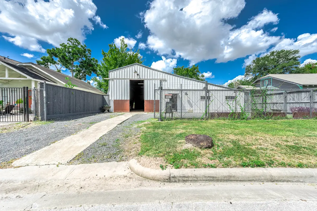 3901 Billingsley Street #1, Houston, TX 77009 - #1