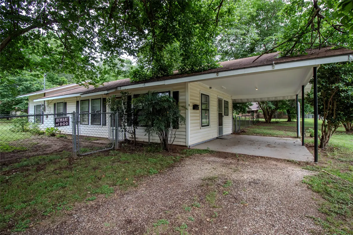 506 W Elm Street, Crockett, TX 75835 - #1