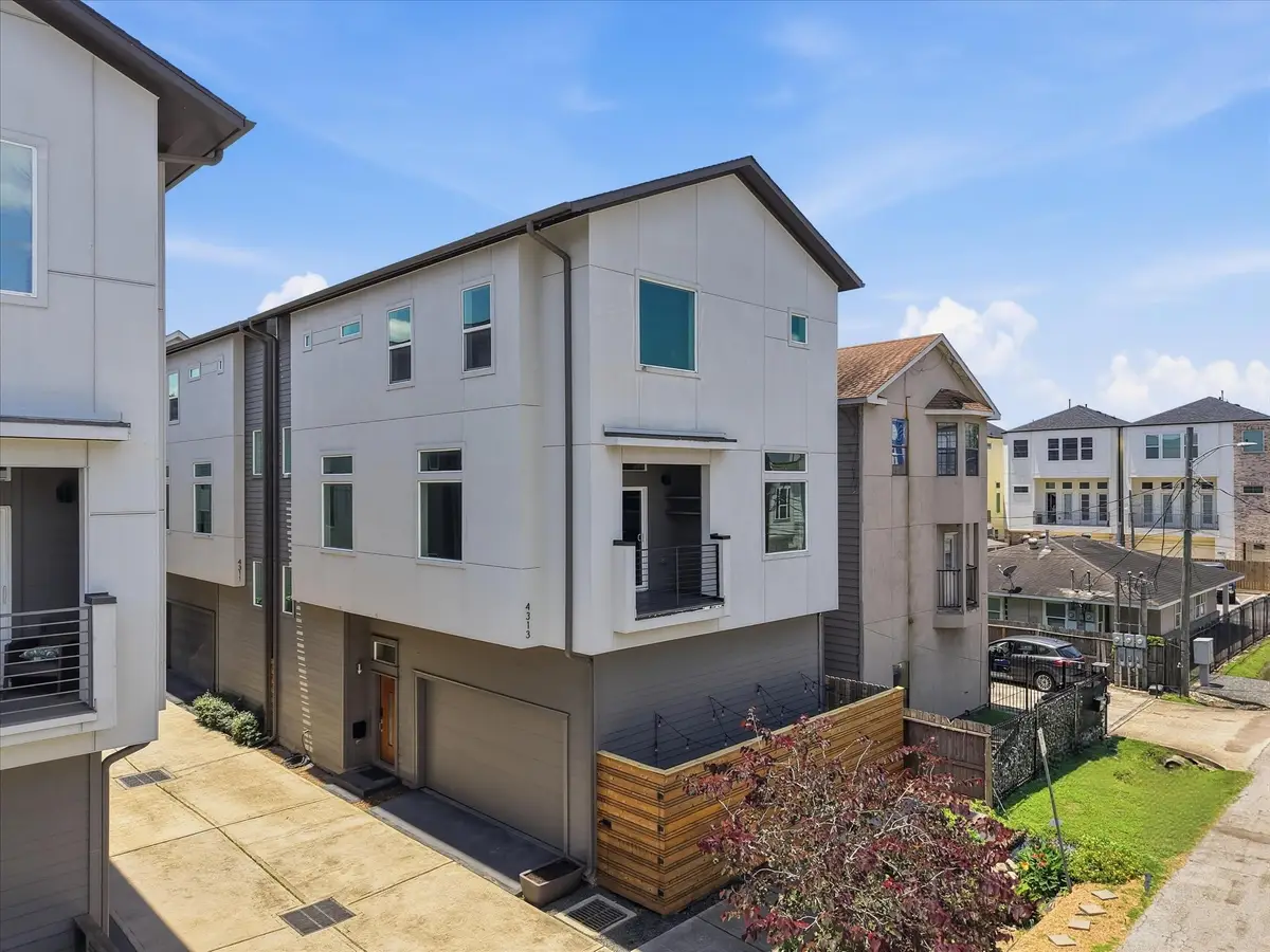 4313 Marina Street, Houston, TX 77007 - #1
