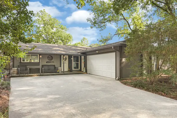 40 Night Hawk Place, Spring, TX 77380