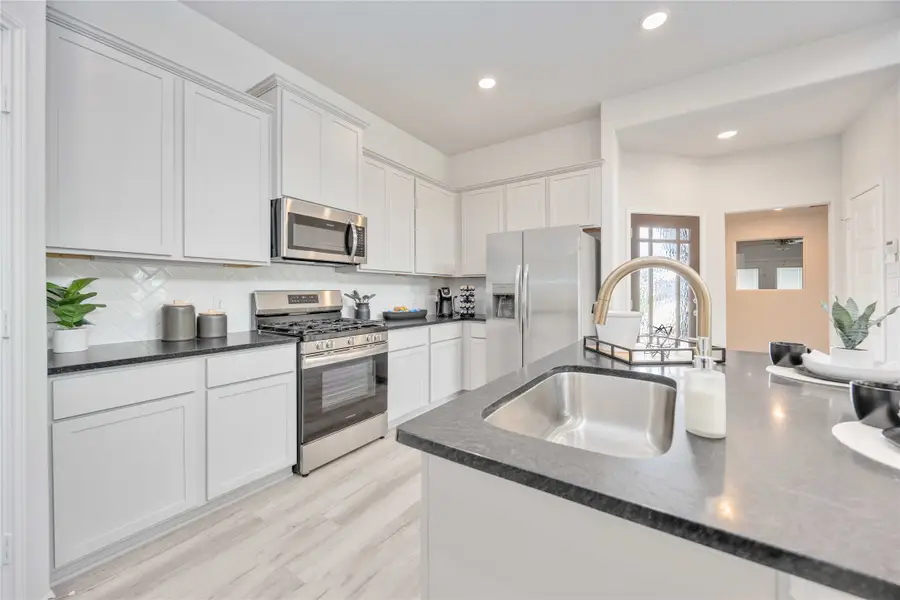 8002 Jim Bowie Court, Beasley, TX 77417 - Image #3