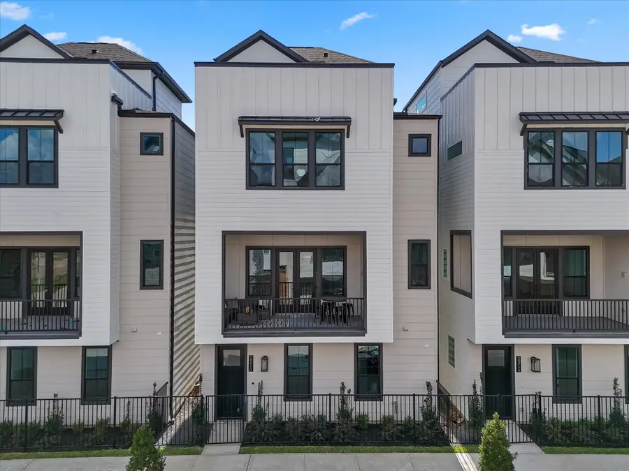 2212 Dennis Street, Houston, TX 77004 - #3