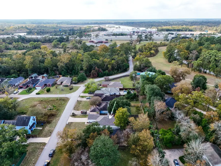 589 Mosswood Drive, Conroe, TX 77302 - Image #2