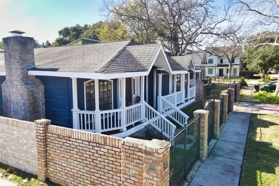 216 W 9th Street, Houston, TX 77007 - #2