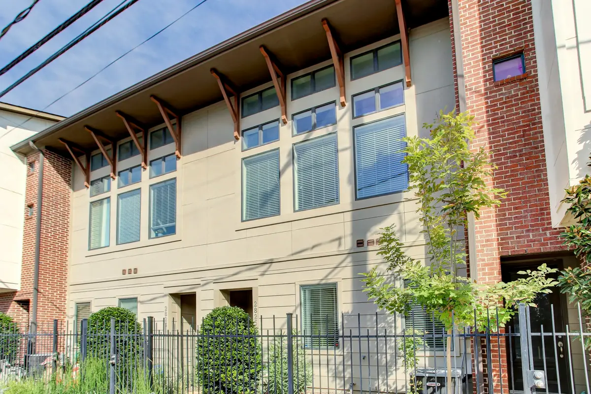 2825 Pease Street, Houston, TX 77003 - #1