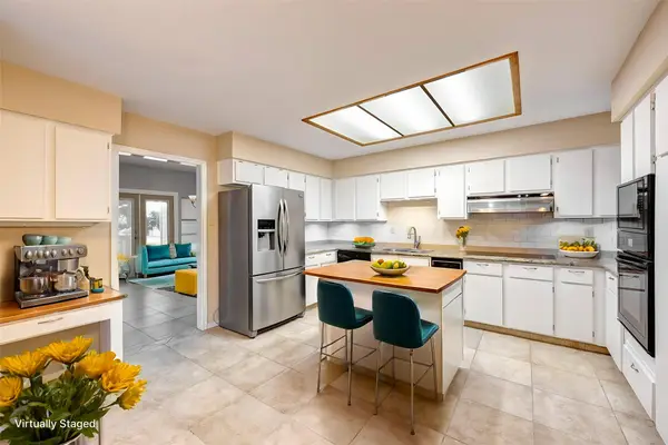 2601 S Broadway Street #29, La Porte, TX 77571