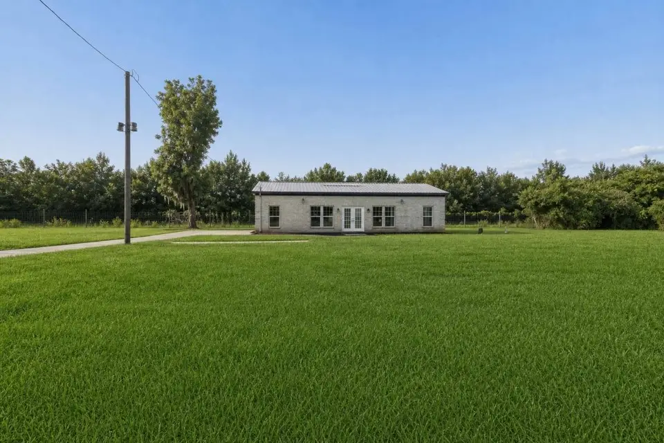638 Kelly Lane, Holiday Lakes, TX 77515 - #1