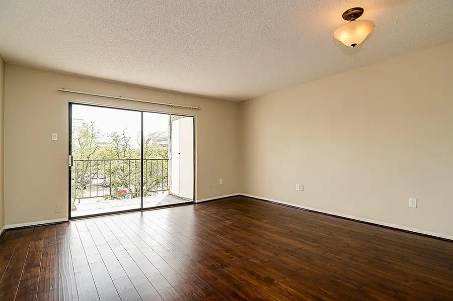 2818 S Bartell Drive #312, Houston, TX 77054 - #3