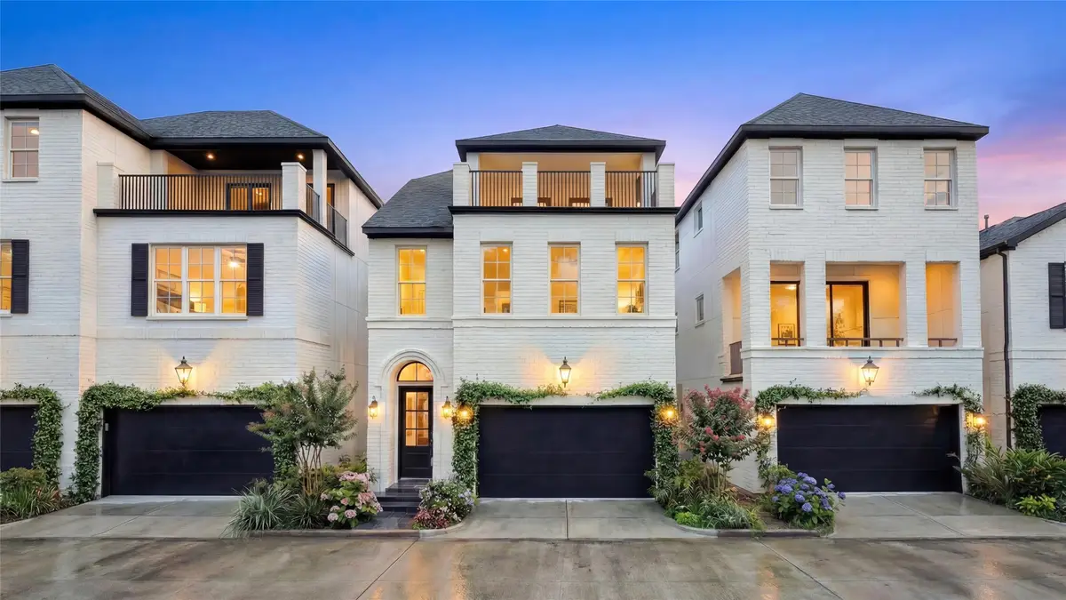 5922 Cottage Grove Lake Drive, Houston, TX 77007 - #1