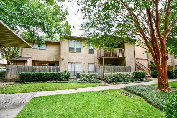 5001 Lamonte Lane #116, Houston, TX 77092