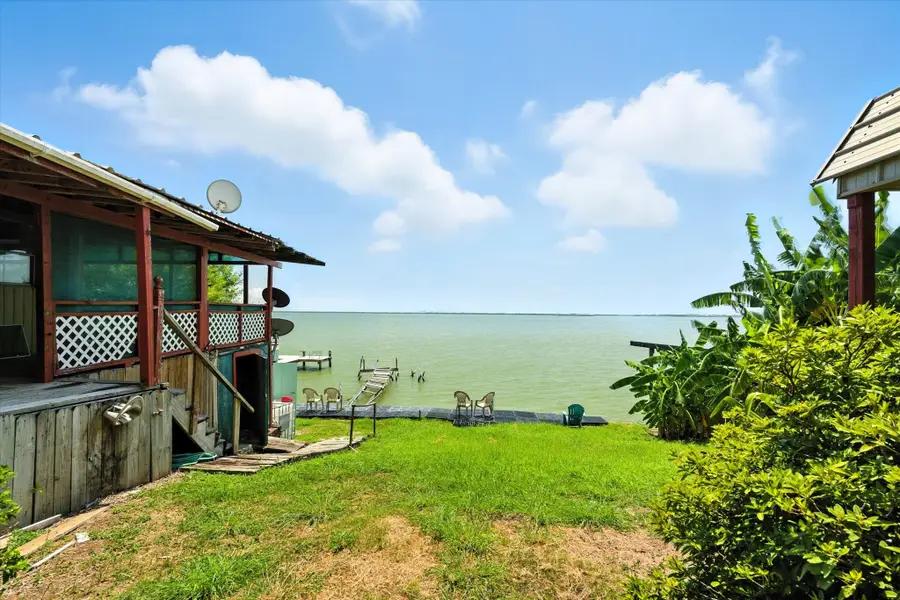 2938 Bay Oaks Harbor Drive, Baytown, TX 77523 - #2